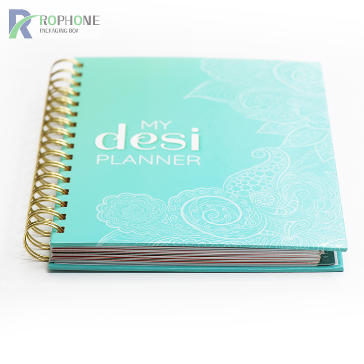 Caderno de linhas brancas